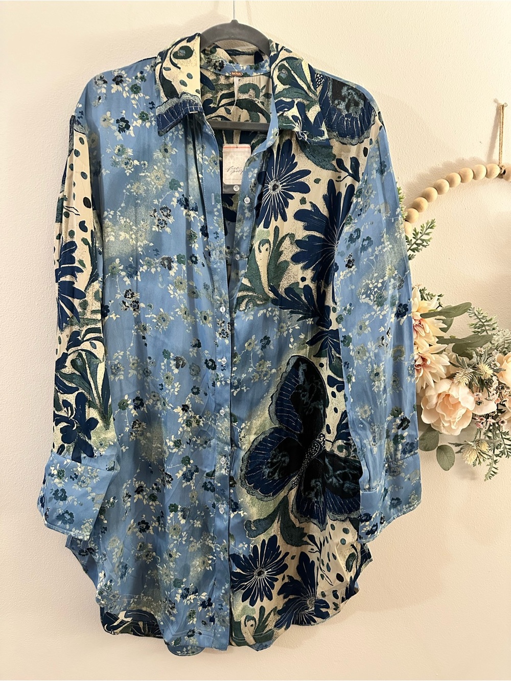 NWT Free People Off The Vine Button Down in Spring Blue Butterfly Combo - Picture 5 of 10